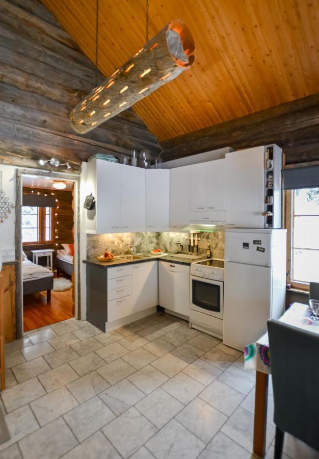Yllaeshilla Cottage Äkäslompolo Εξωτερικό φωτογραφία