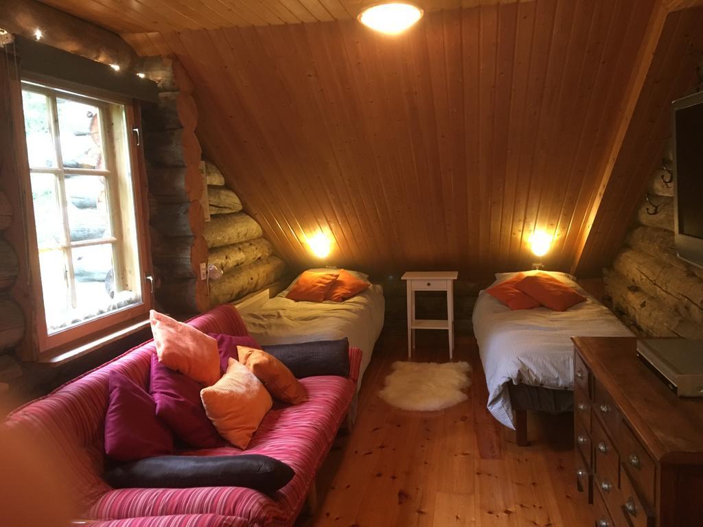 Yllaeshilla Cottage Äkäslompolo Εξωτερικό φωτογραφία