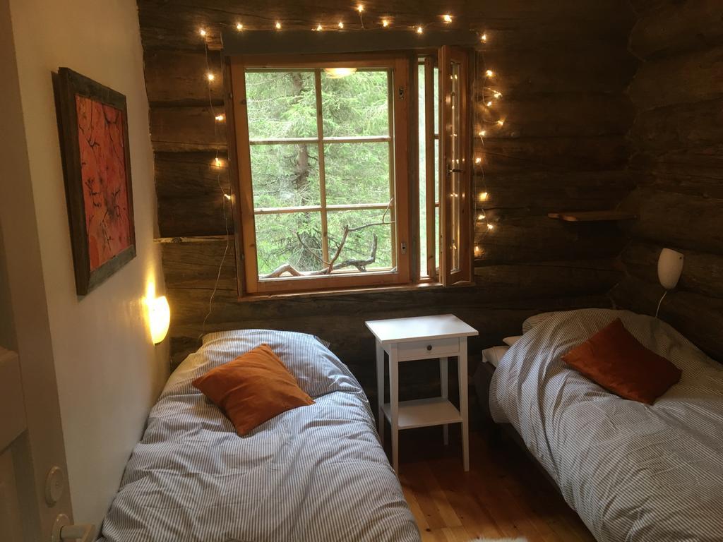 Yllaeshilla Cottage Äkäslompolo Εξωτερικό φωτογραφία